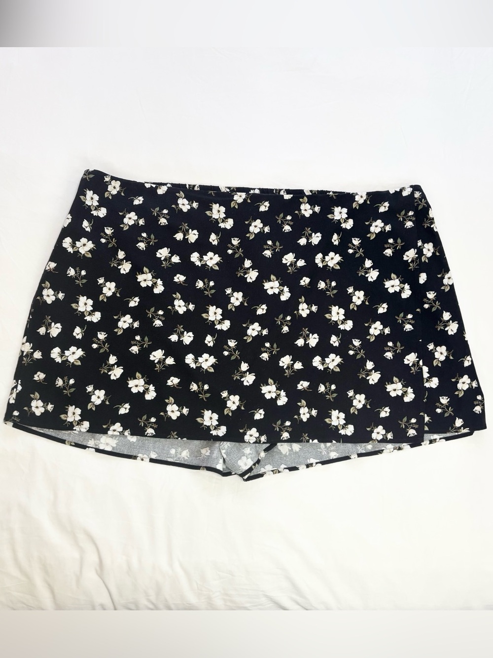 NWT Old Navy Women High-Waisted Linen-Blend Faux Wrap Front Floral Mini Skort,4X